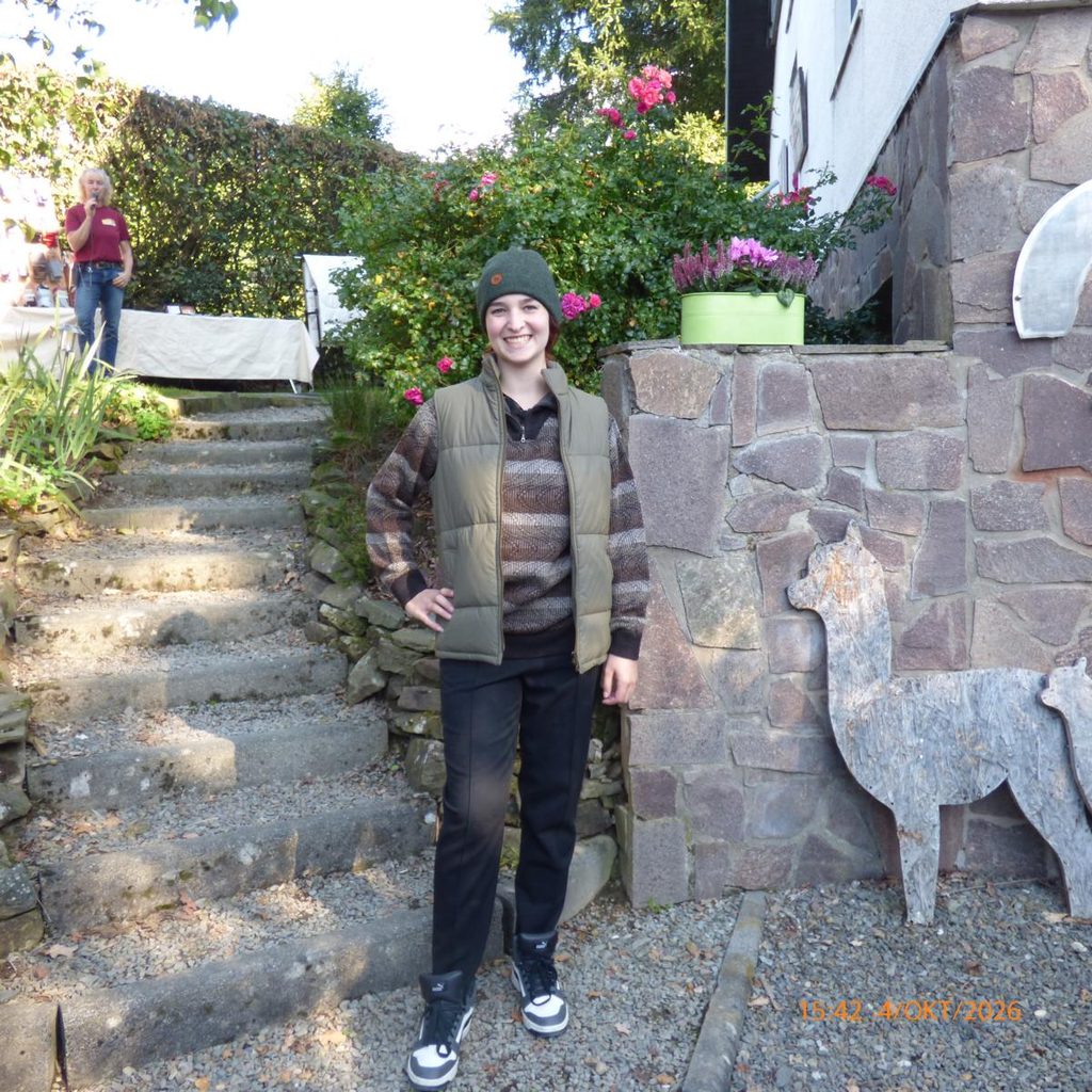 Alpakapullover 28 mit Alpakaweste